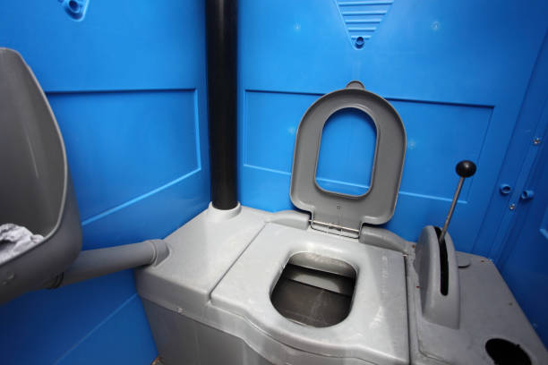 Affordable portable toilet rental in Moundville, AL