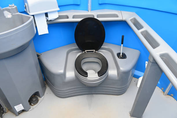 Best Wedding porta potty rental  in Moundville, AL